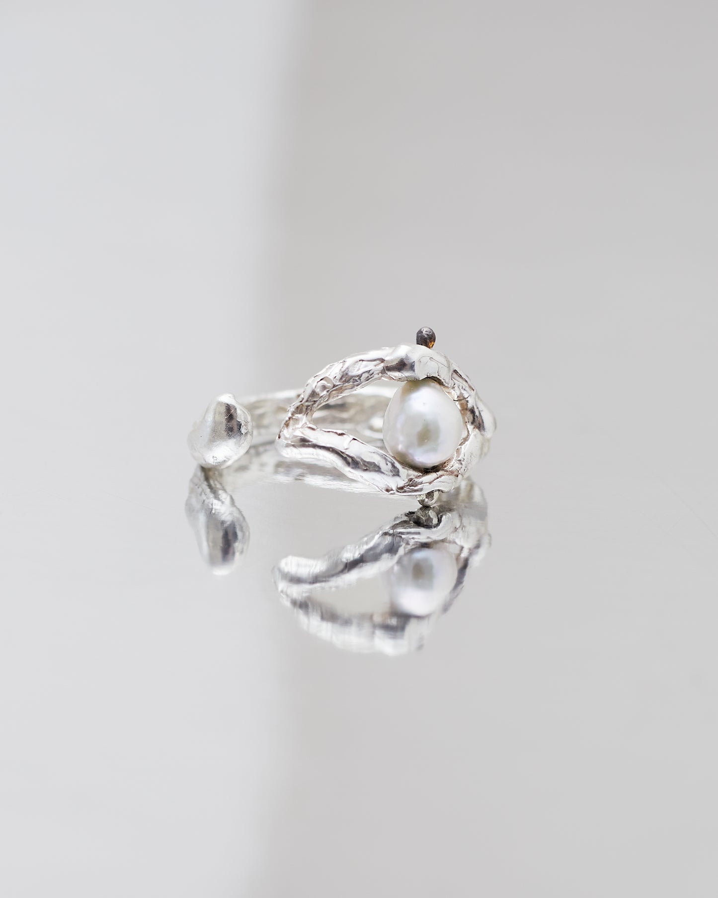 Anillo 0stra